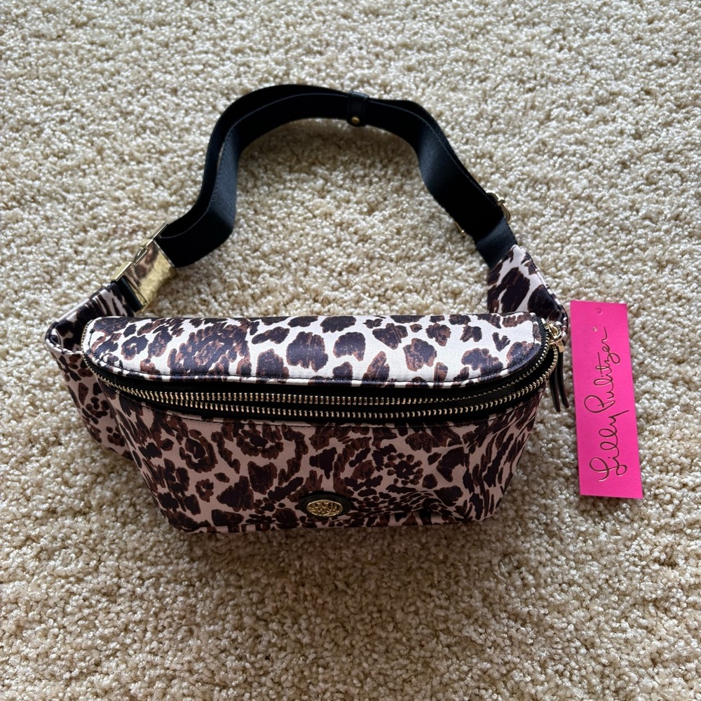 Lilly Pulitzer Torrey Belt Bag Macadamia Big Pattern Play One Size